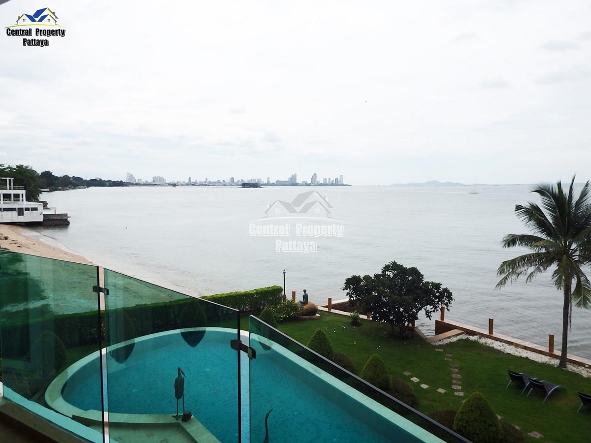 Beachfront, 1 bedroom, 1 bathroom for sale in Paradise Ocean View, Banglamung. - Condominium - Pattaya-Naklua - 