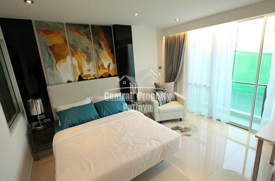 Six Bedroom Four Bathroom Double Pool Villa for Rent in Jomtien - House -  - Jomtien,Pattaya, Choburi