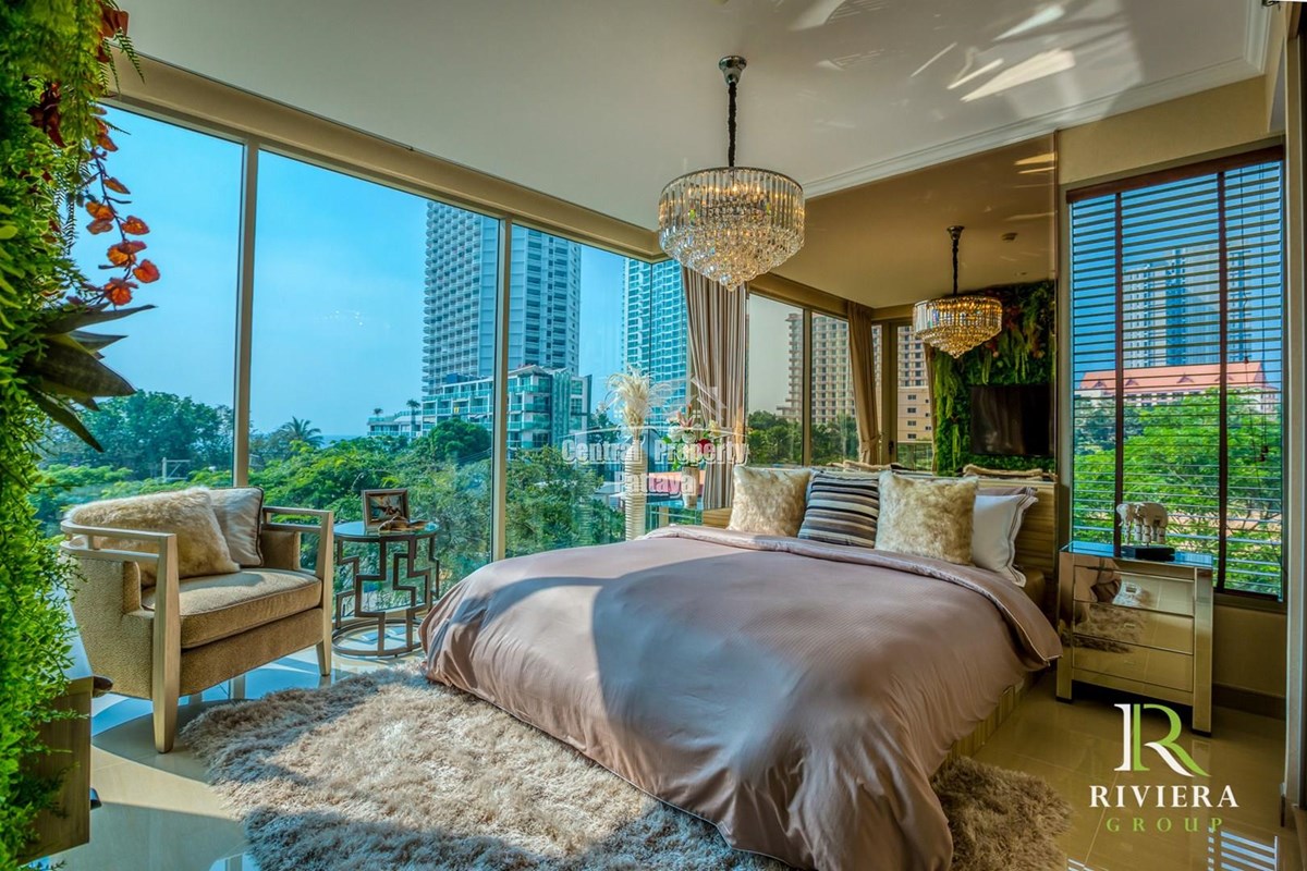 Fully Furnished Luxury 2-Bedroom Condominium For Sale - Apartment - Wongamat bech  - 