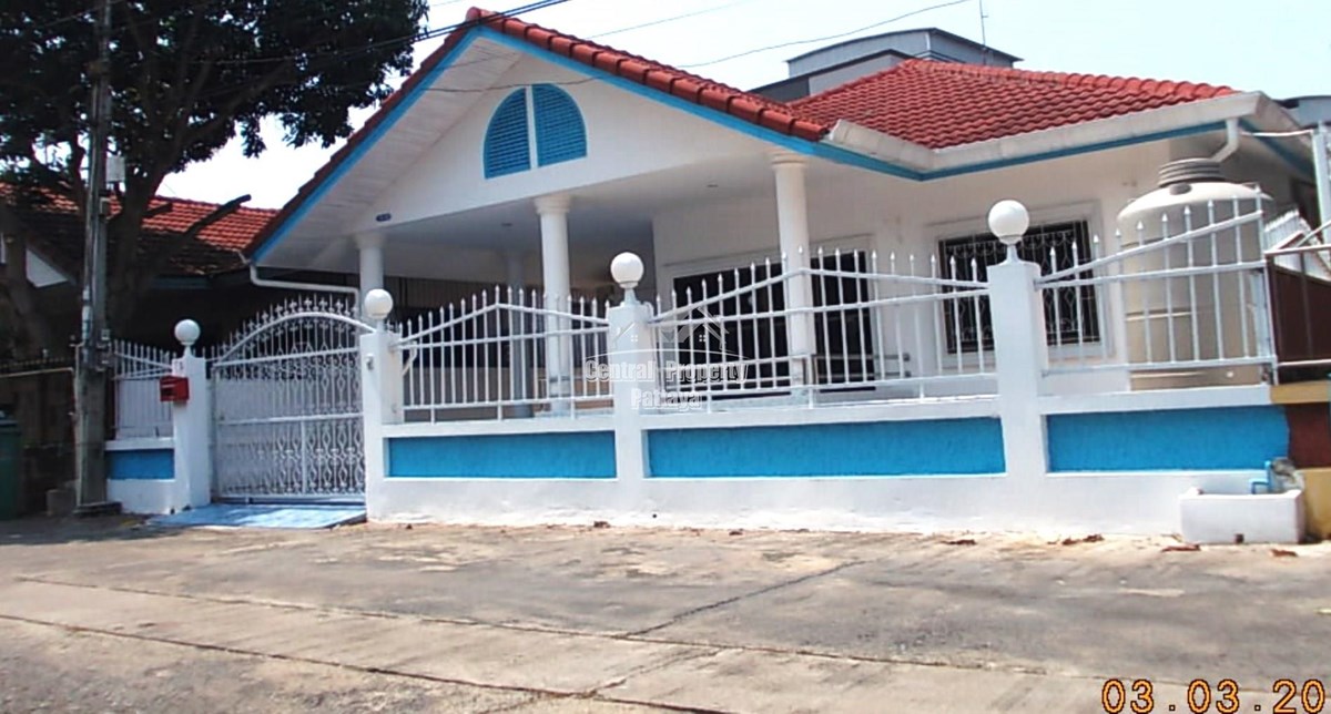 Two Bedroom Two Bathroom House for Sale East Pattaya - House -  - Pattaya East, Chonburi