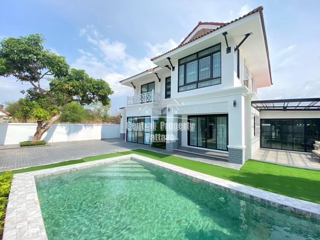Stunning, 4 bedroom, 4 bathroom house with private pool for sale in East Pattaya.  - House -  - 