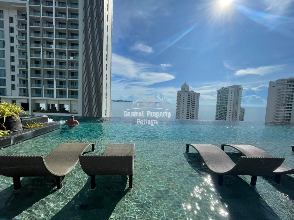 Stunning sea view Condo with infinity swimming pool access, for sale in Wong Amat - Condominium -  - 