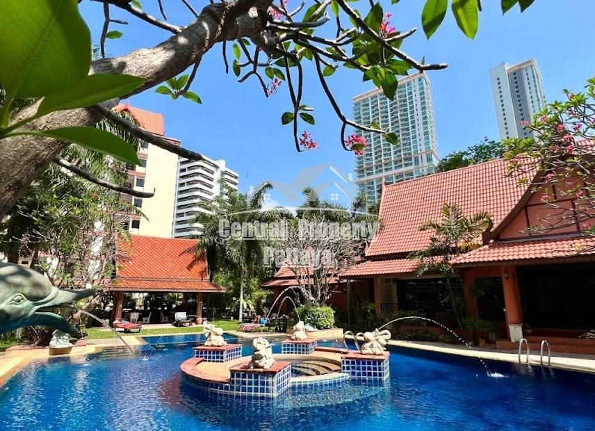 Classic, modern Condo with access to stunning swimming pool, for sale in Wong Amat! - Condominium -  - 