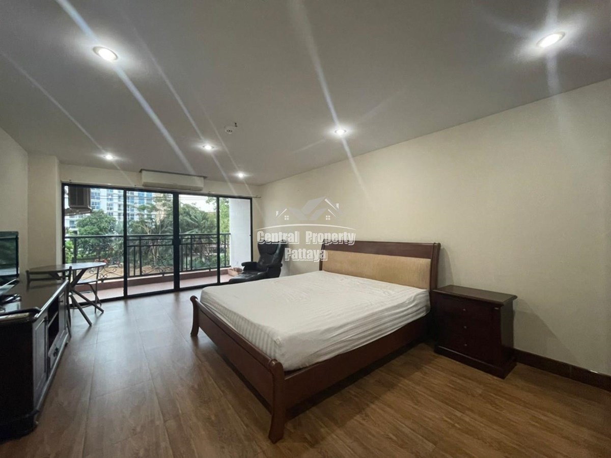 A Large 1bedroom with an outdoor swimming pool, for rent at wongamat beach - Condominium - Wongamat bech  - Wongamat beach