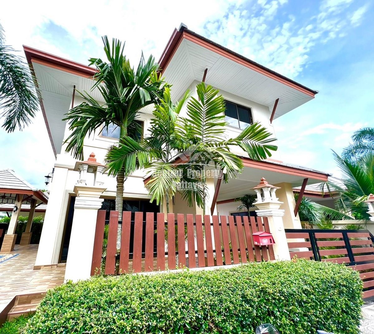 Dream Home for sale in Pattaya - House -  - 