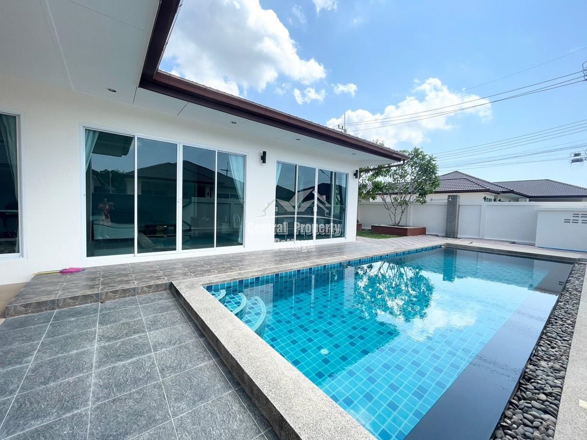 Modern, 3 bedroom, 3 bathroom pool villa for rent in Huay Yai. - House -  - 