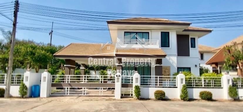 Spacious, 4 bedroom, 4 bathroom, private pool house for sale in East Pattaya. - House -  - 