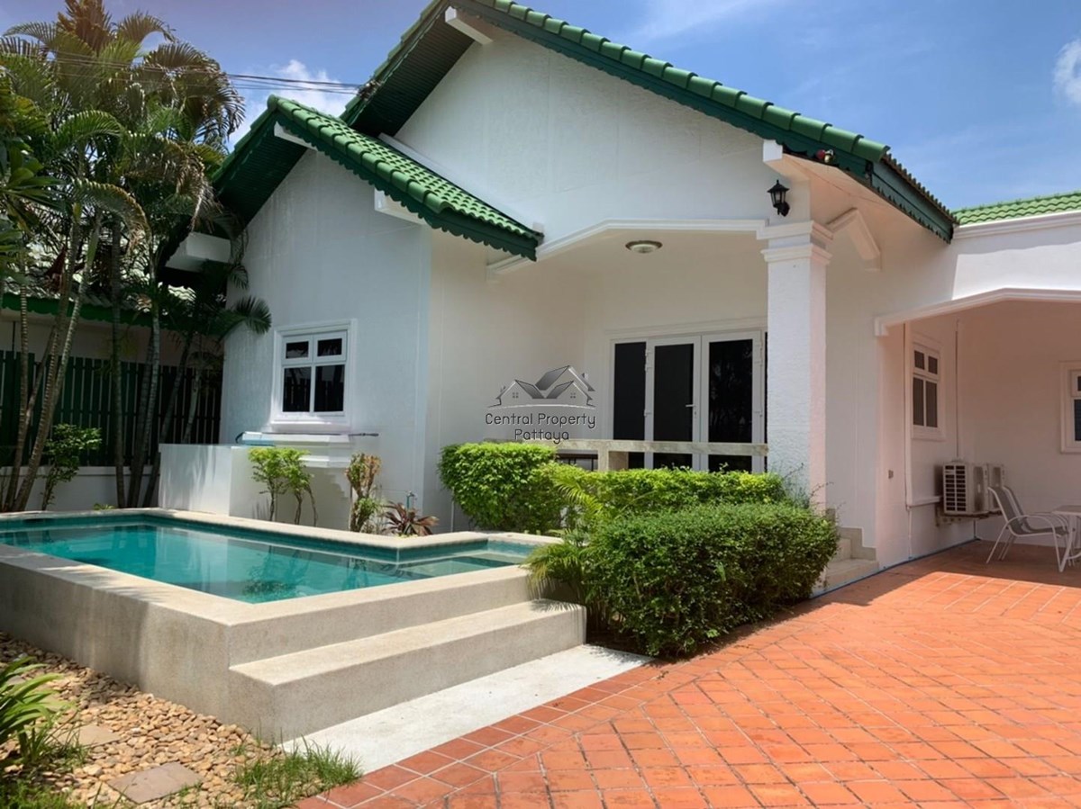 Beautiful Three Bedroom Pool Villa for Rent in East Pattaya. - House -  - 