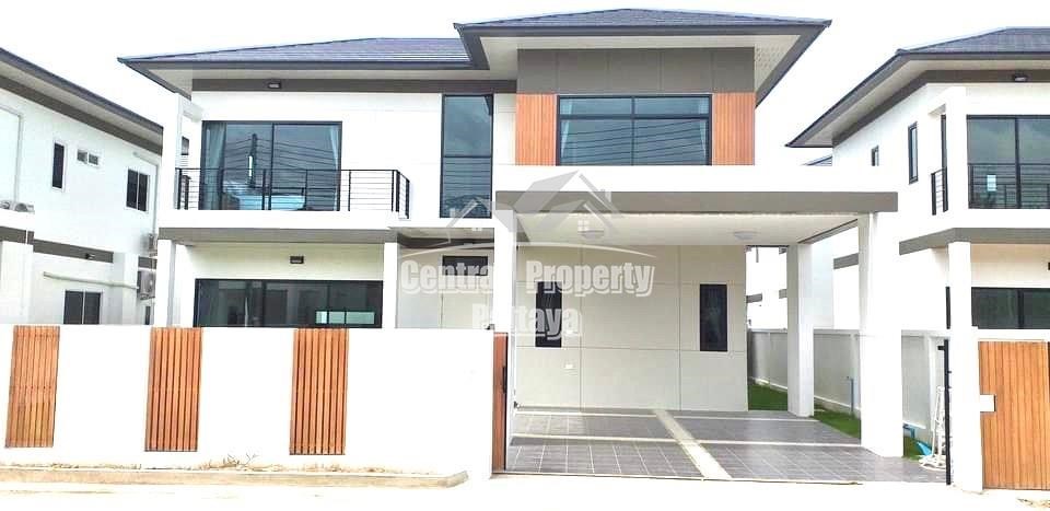 The best location in Huai Yai, Single House for sale - House -  - 