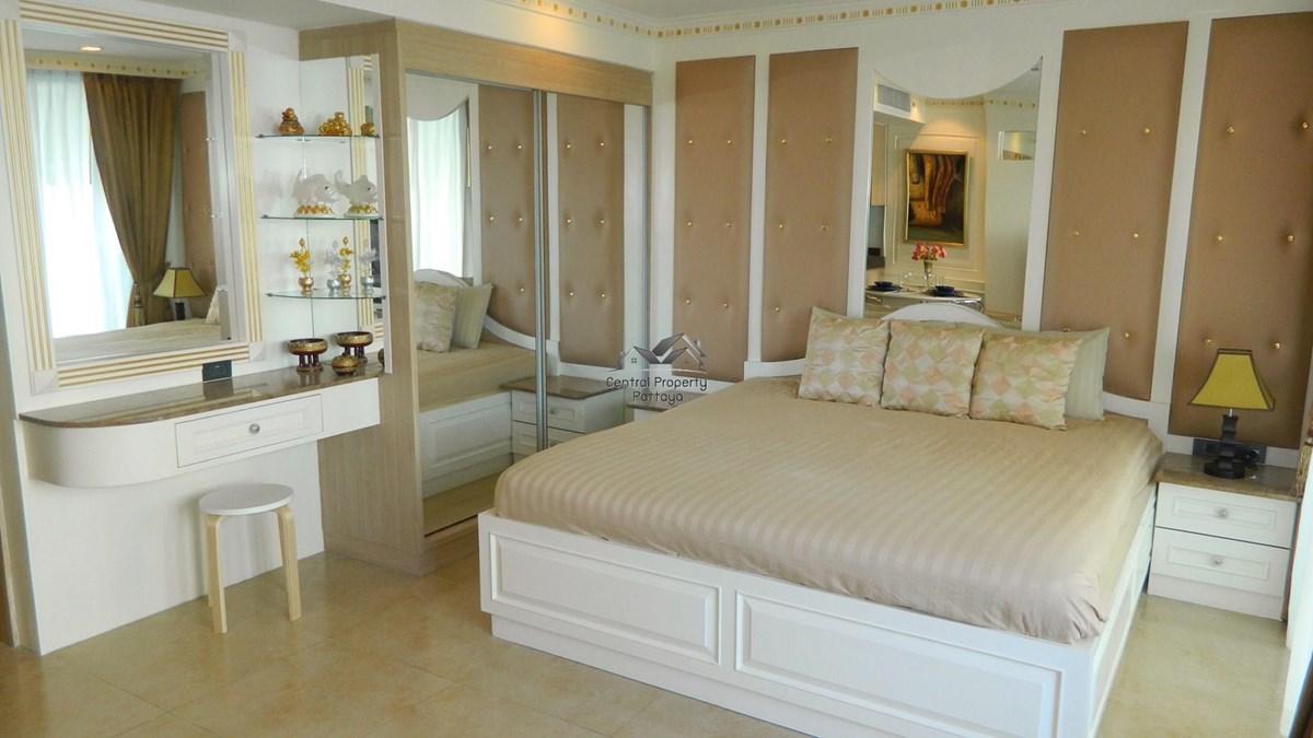 Fully Furnished High Quality 39 sqm Studio Condo with ฺBalcony & Pool view for Rent ห้องสตูดิโอ พลูวิว บนเขาพระตำหนัก ให้เช่า - Condominium -  - 
