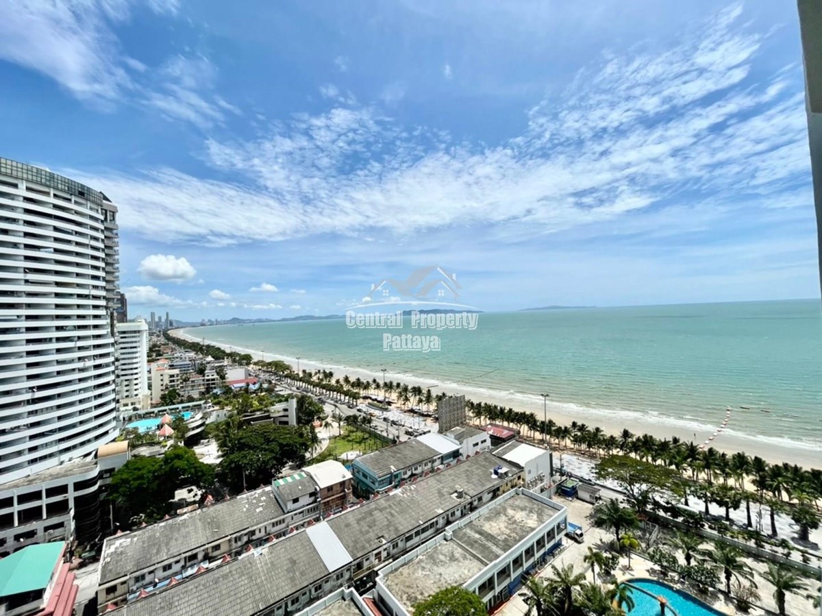 Large Studio for Rent on Beach Front Location Jomtien - Condominium - Jomtien - 