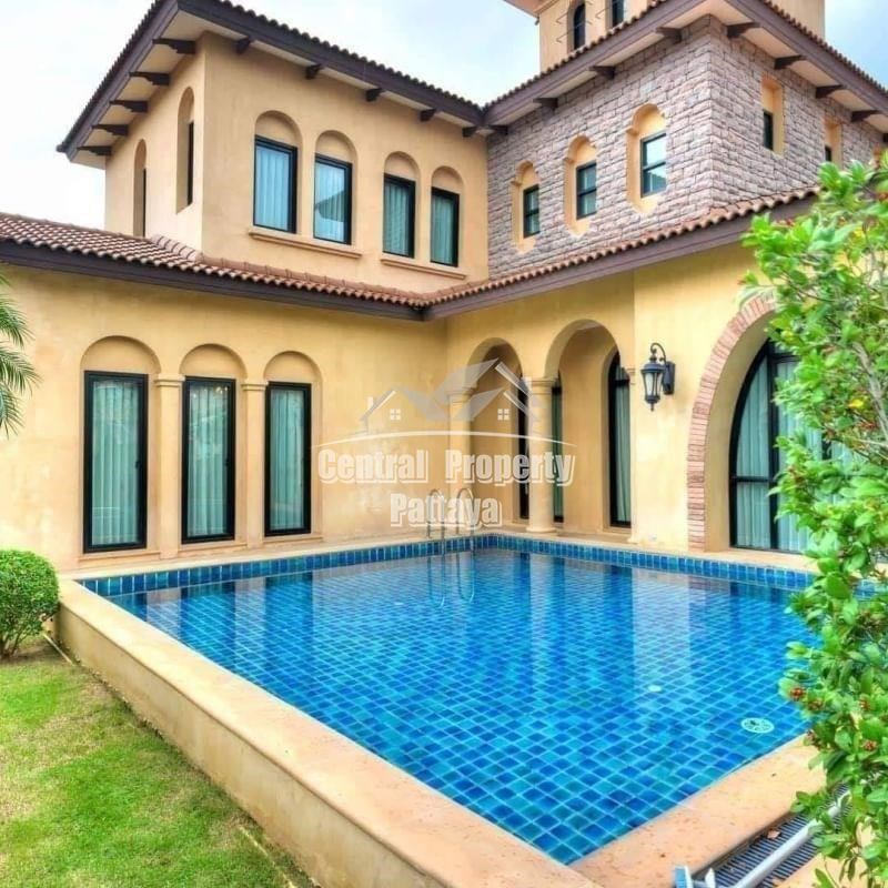 An elegant lifestyle 2 Stories Pool Villa for sale  - House - Na Jomtien - 