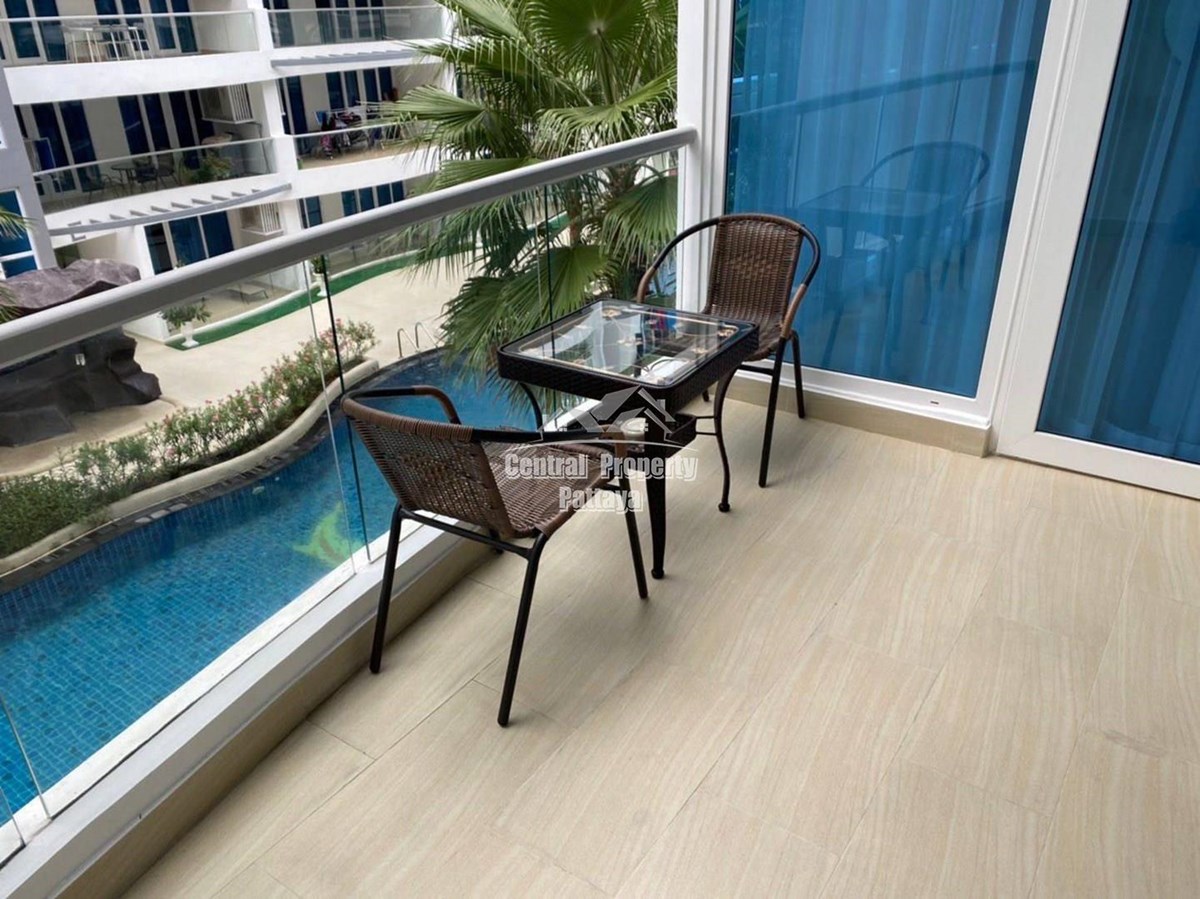 One Bedroom Condo for Sale in Grand Avenue Excellent Location in Central Pattaya.