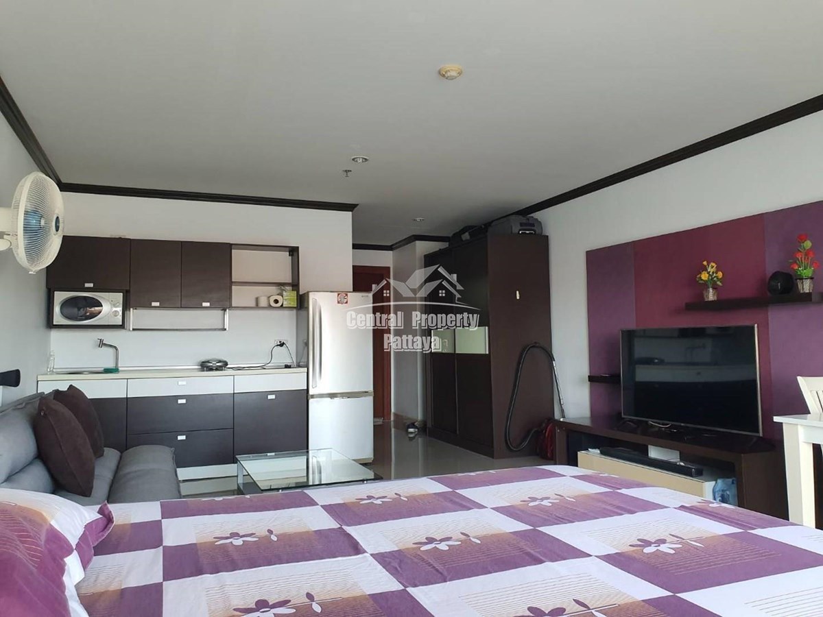 Spacious studio in PKCP, central Pattaya, for sale in foreign ownership.  - Condominium -  - 