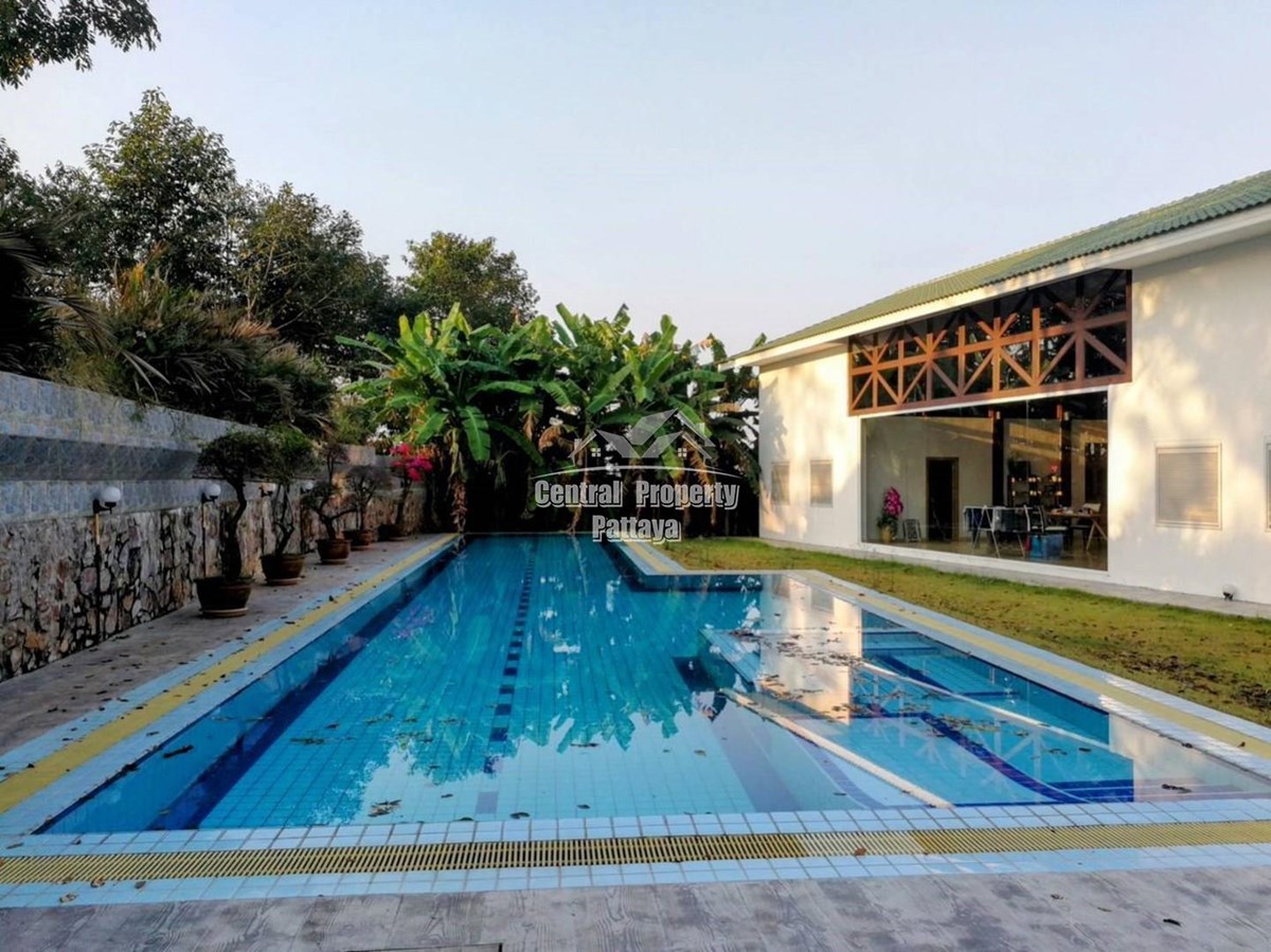 Exceptional 4 bedroom, 4 bathroom, private pool villa for sale near Mabprachan Lake. - House -  - 