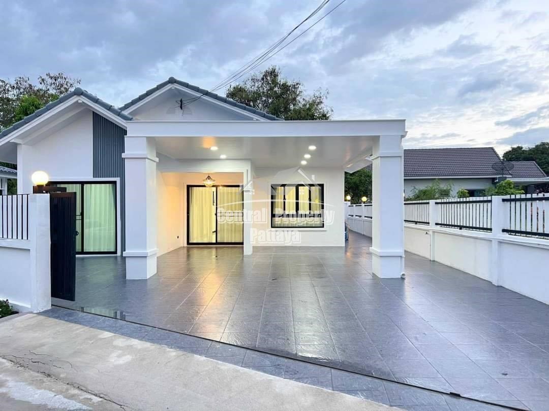 Modern, 3 bedroom, 2 bathroom house for sale in East Pattaya. - House - Pattaya East - 