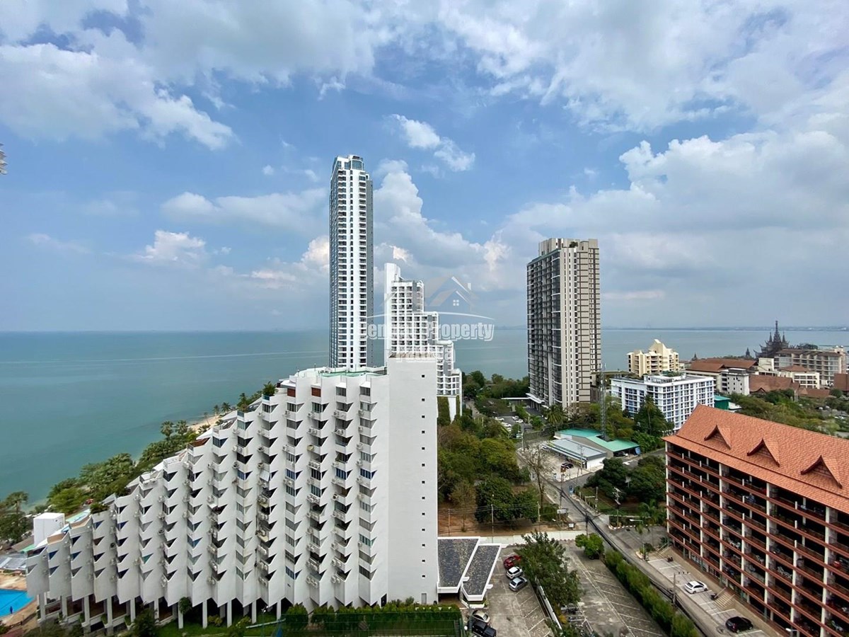 An amazing one bedroom sea view condo in Wongamat beach for sale. - Condominium - Wong Amat - 