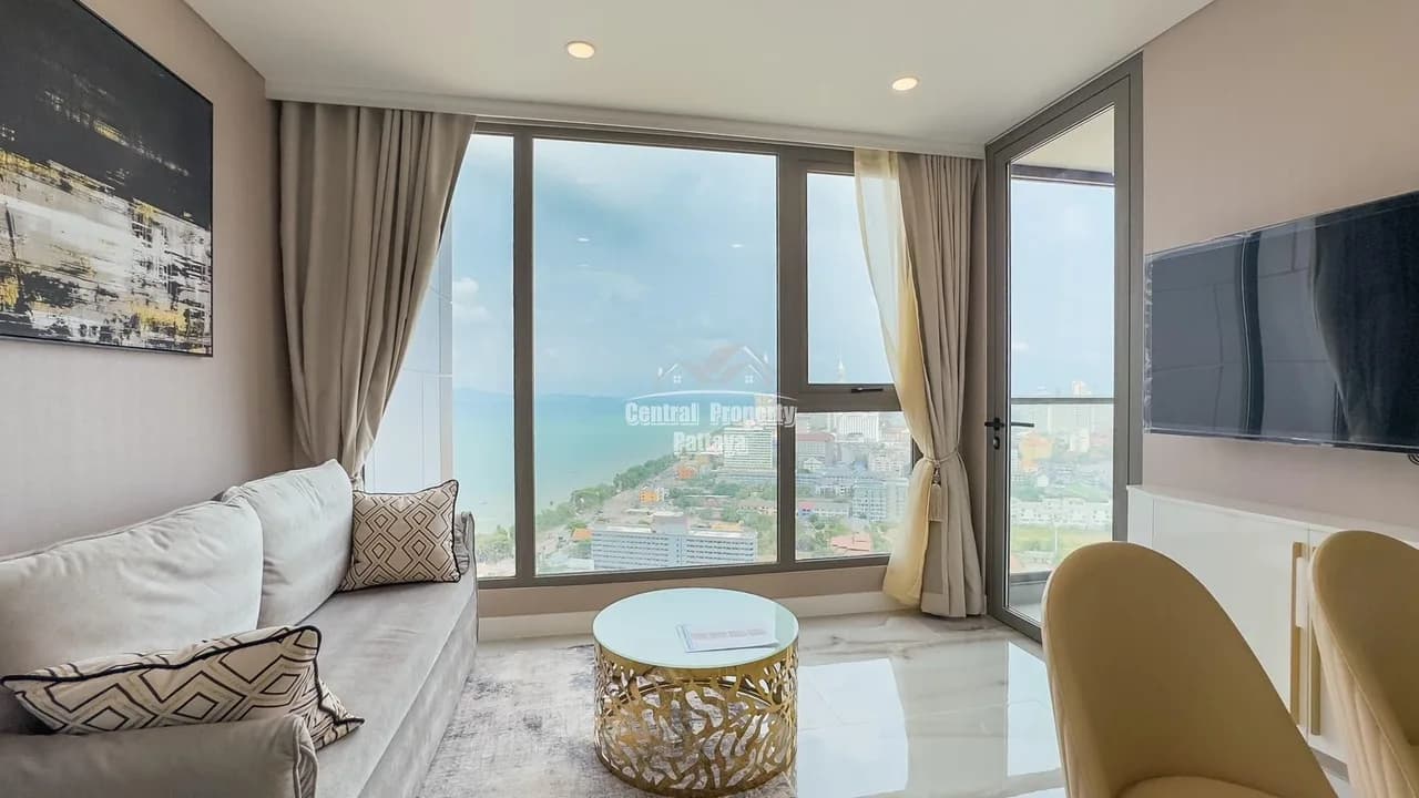 Luxurious, beachfront, private pool unit in foreign name for sale in Copacabana, Jomtien beach. — Photo 14