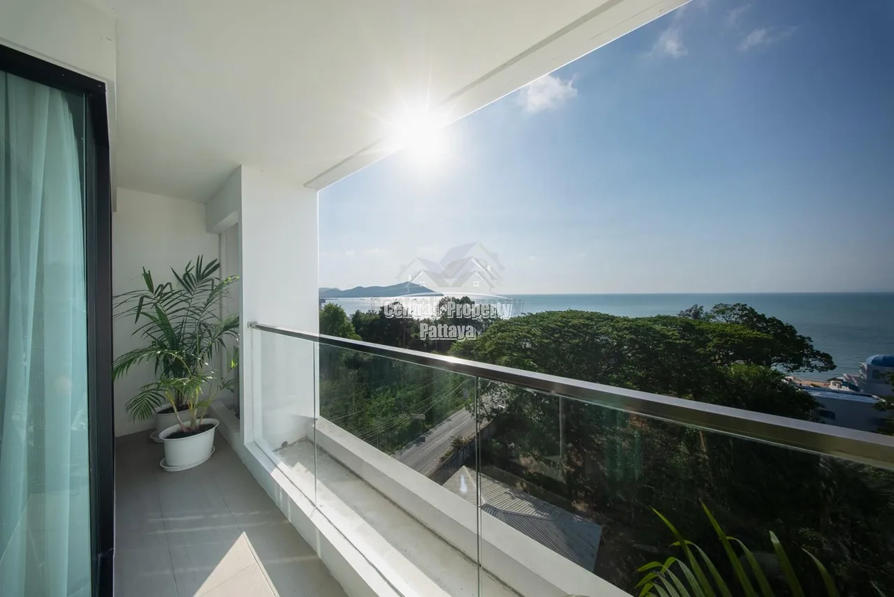Elegant 2-Bedroom Condo at The Amber, Bangsaray – Modern Living by the Sea