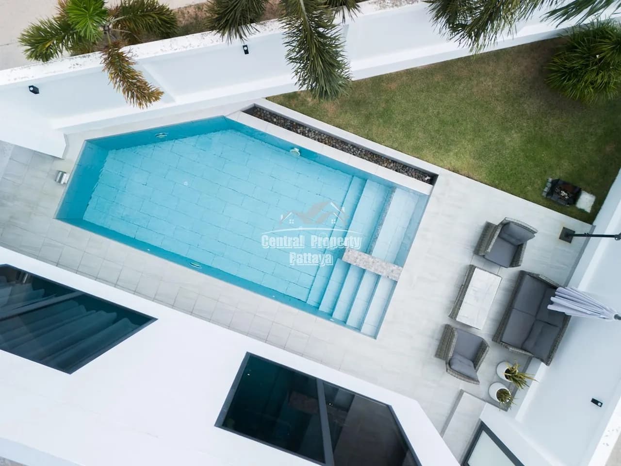 Stylish 3-Bed, 4-Bath Modern Pool Villa – Luxury Living Awaits!