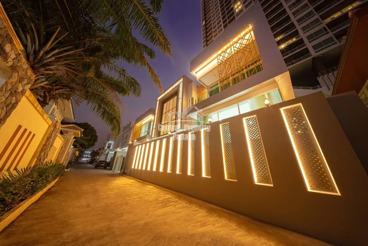 Luxury Beachside Villas in Pattaya – A Rare Investment Opportunity