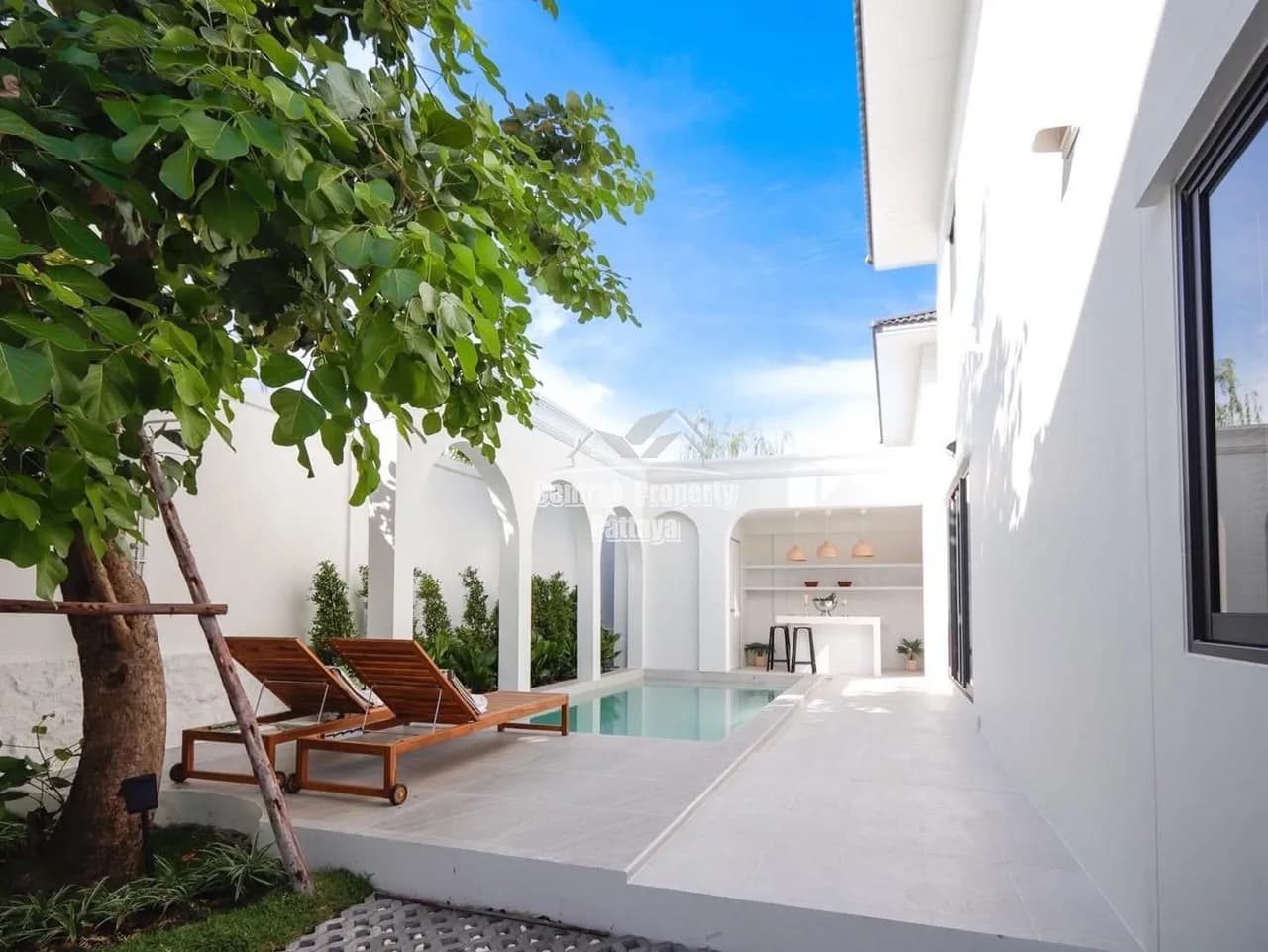 Elegant 4-Bedroom, 5-Bathroom Pool Villa in Spring Valley Pattaya