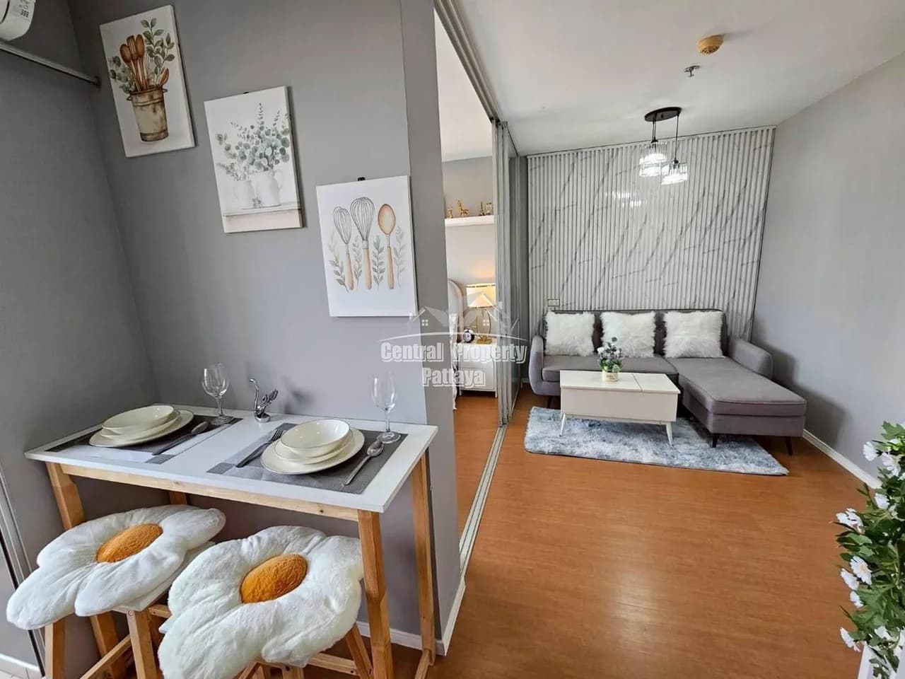 Af Urban Living with Strong Rentfordable High-Rise Condominium Offering Practicalal Demand.
