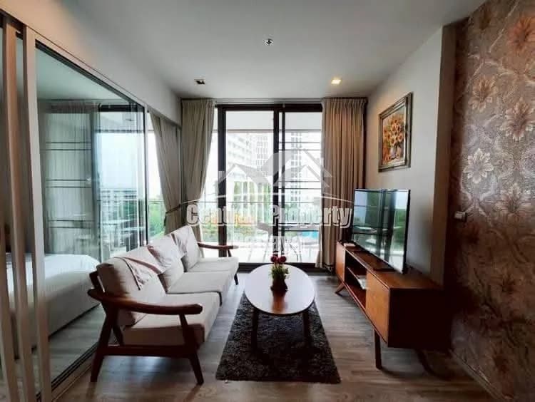Luxury Beachfront Condominium in Wongamat Offering Panoramic Sea Views and Premium Facilities.