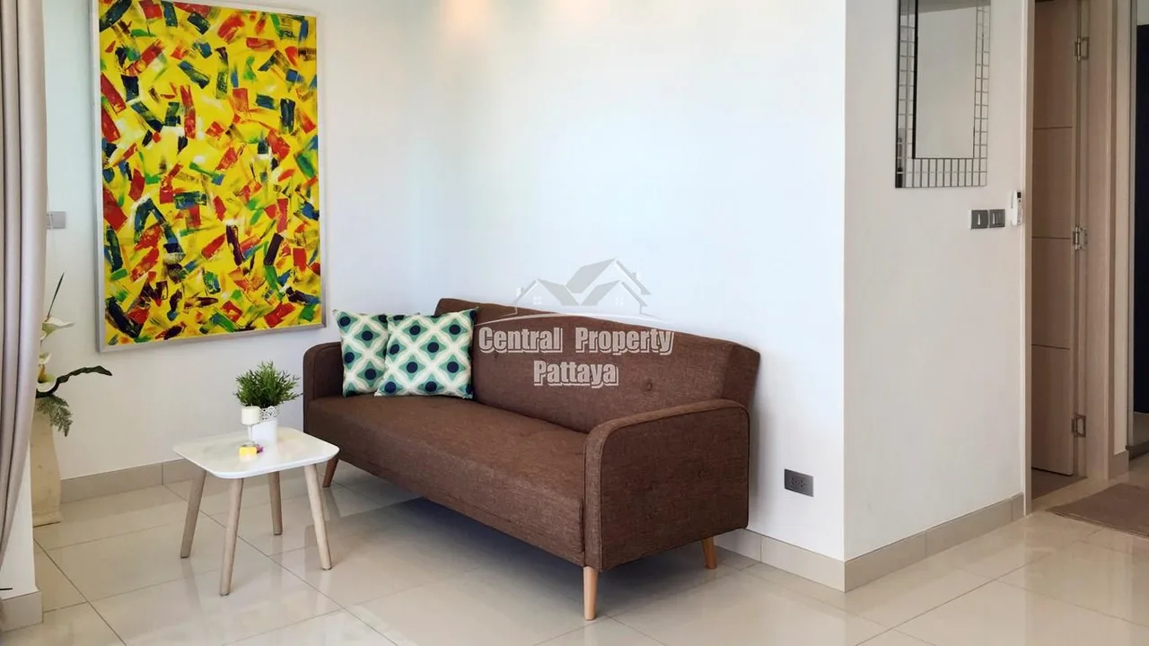Beautiful Seaview corner unit in Naklua — Photo 3