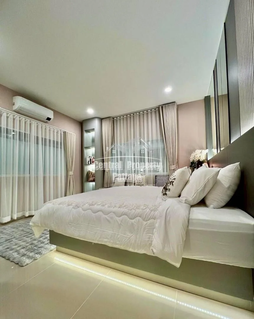 Warm & Elegant Corner Home with Imported Olive Tree Garden 3